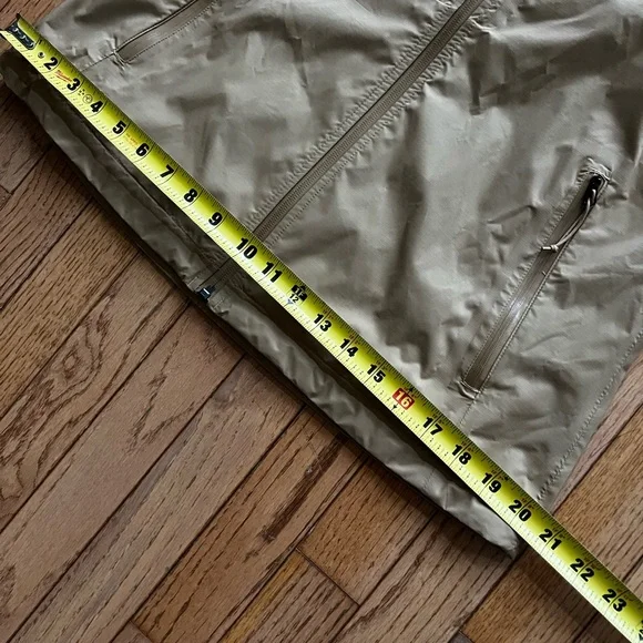 The North Face Women's Alta Vista Rain Jacket in Almond Butter - Size S - Picture 12 of 14